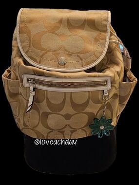 Y2K✨️Coach Tan Daisy Signature Canvas Backpack